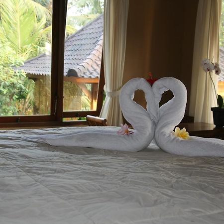 แอตตา เมซารี อูบุด Hotel ภายนอก รูปภาพ